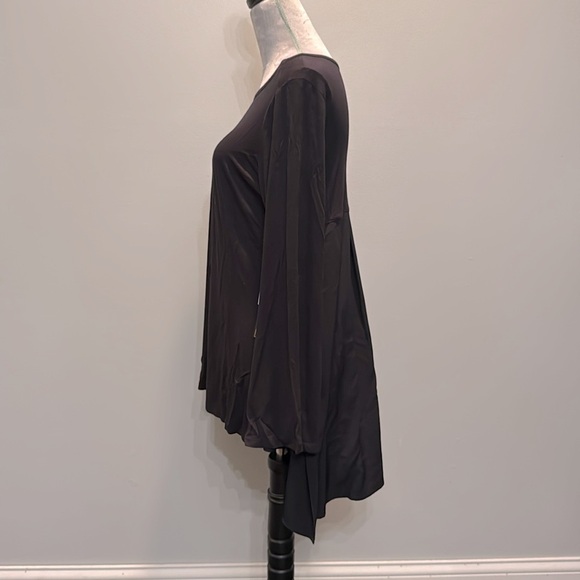 DG2 Diane Gilman black high low blouse NWT L - Picture 2 of 11